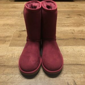 Authentic Classic Brick Red UGG boots. Size 7
